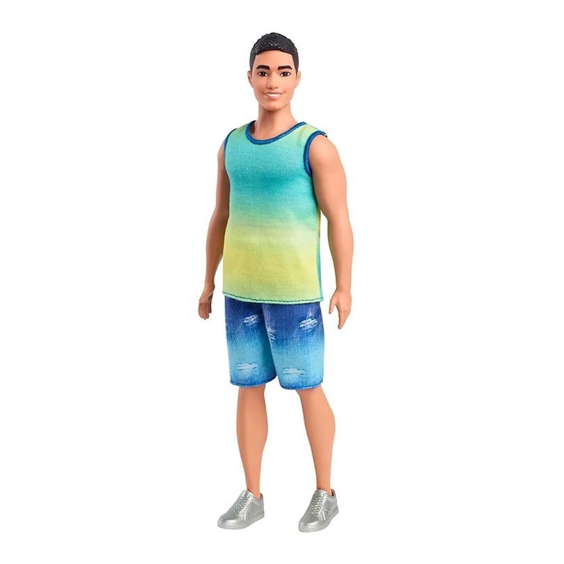 Bambola Ken Mattel DWK44 con outfit casual e scarpe