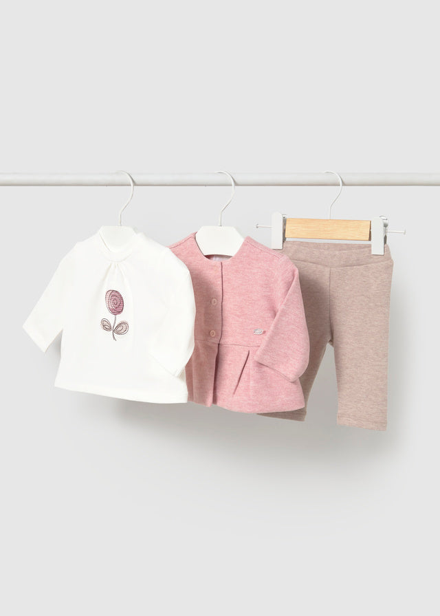 Completo Neonata 3 Pezzi con Maglia Bianca, Cardigan Rosa e Leggings Beige Mayoral
