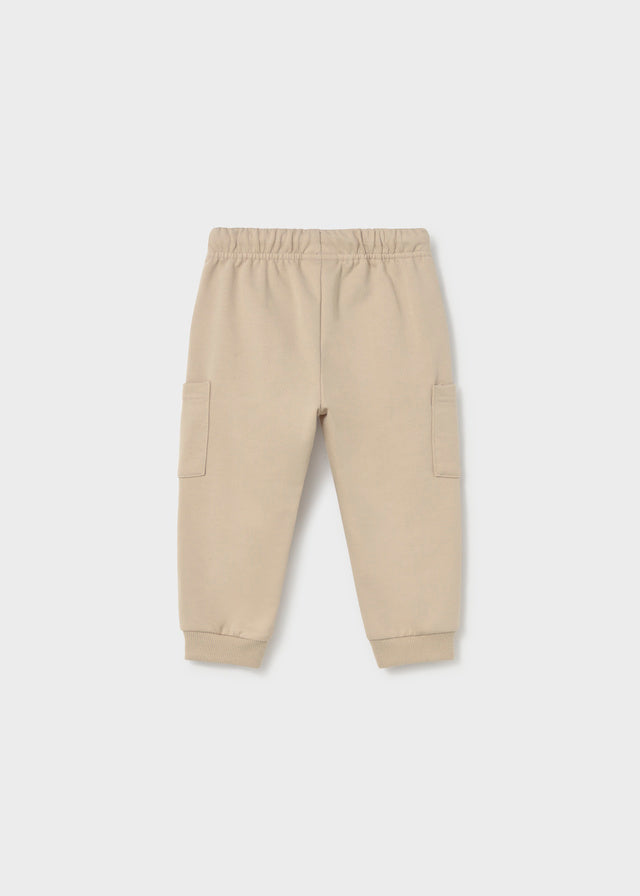 Pantalone beige Mayoral neonato con tasche laterali