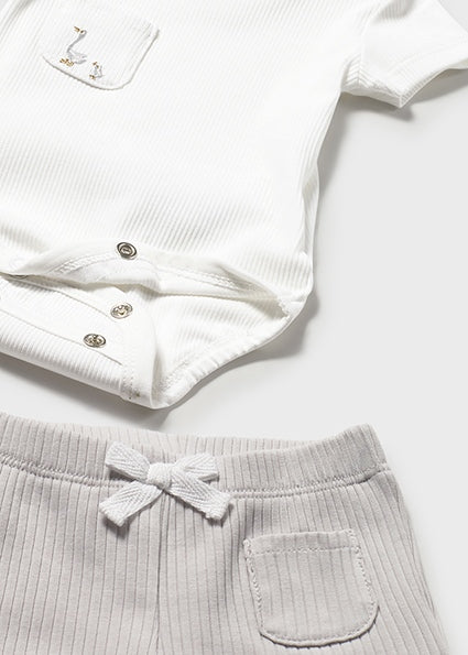 Completo pantaloncino e body neonato Mayoral
