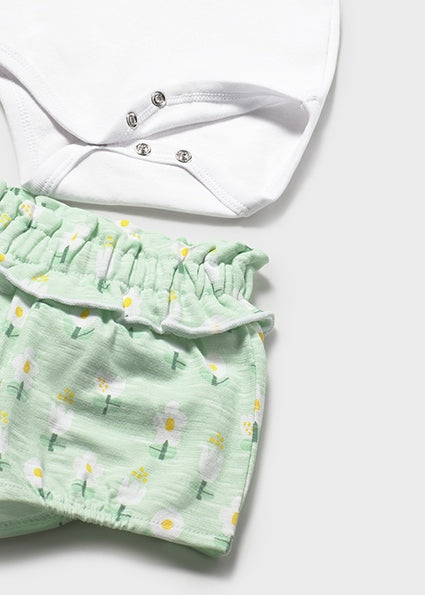 Completo pantaloncino e body neonata Mayoral