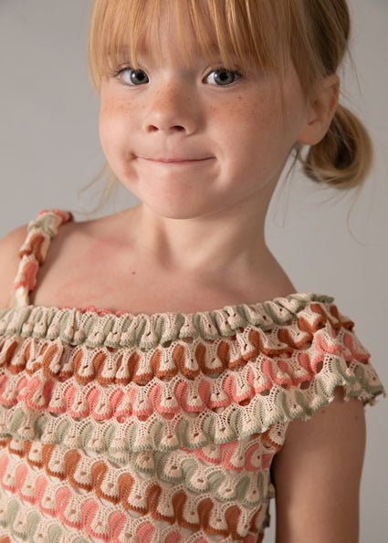 Completo bambina top monospalla e shorts traforati Mayoral