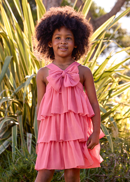 Abito Bambina Rosa con Fiocco e Balze – Eleganza da Cerimonia