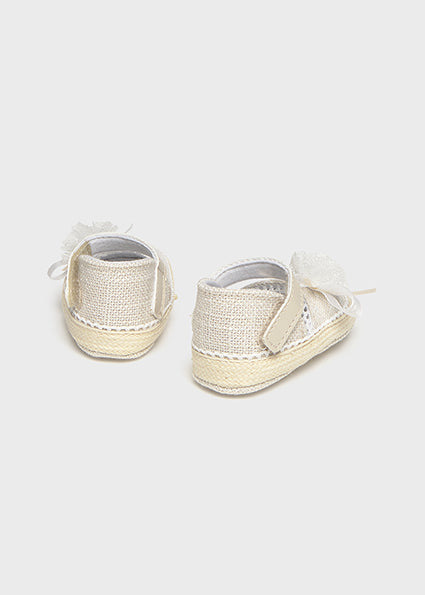 Scarpe neonata Mayoral