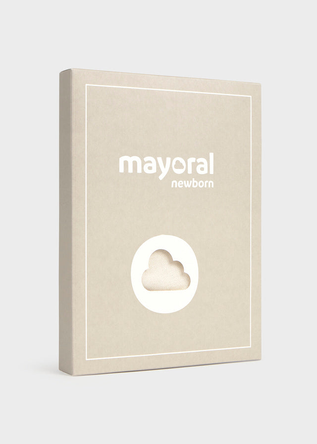 Confezione regalo Mayoral Newborn con completo neonato 3 pezzi color écru