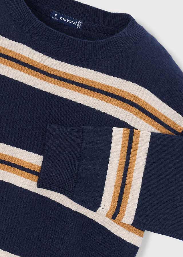 Dettaglio righe e lavorazione del maglione bambino Mayoral blu navy