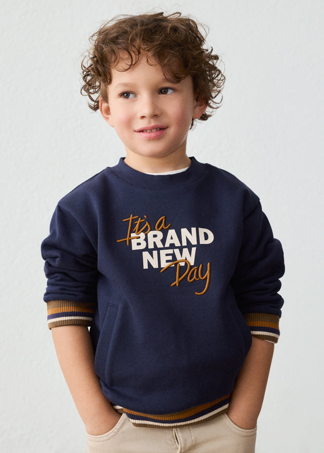 Felpa bambino Mayoral blu navy con scritta Brand New Day