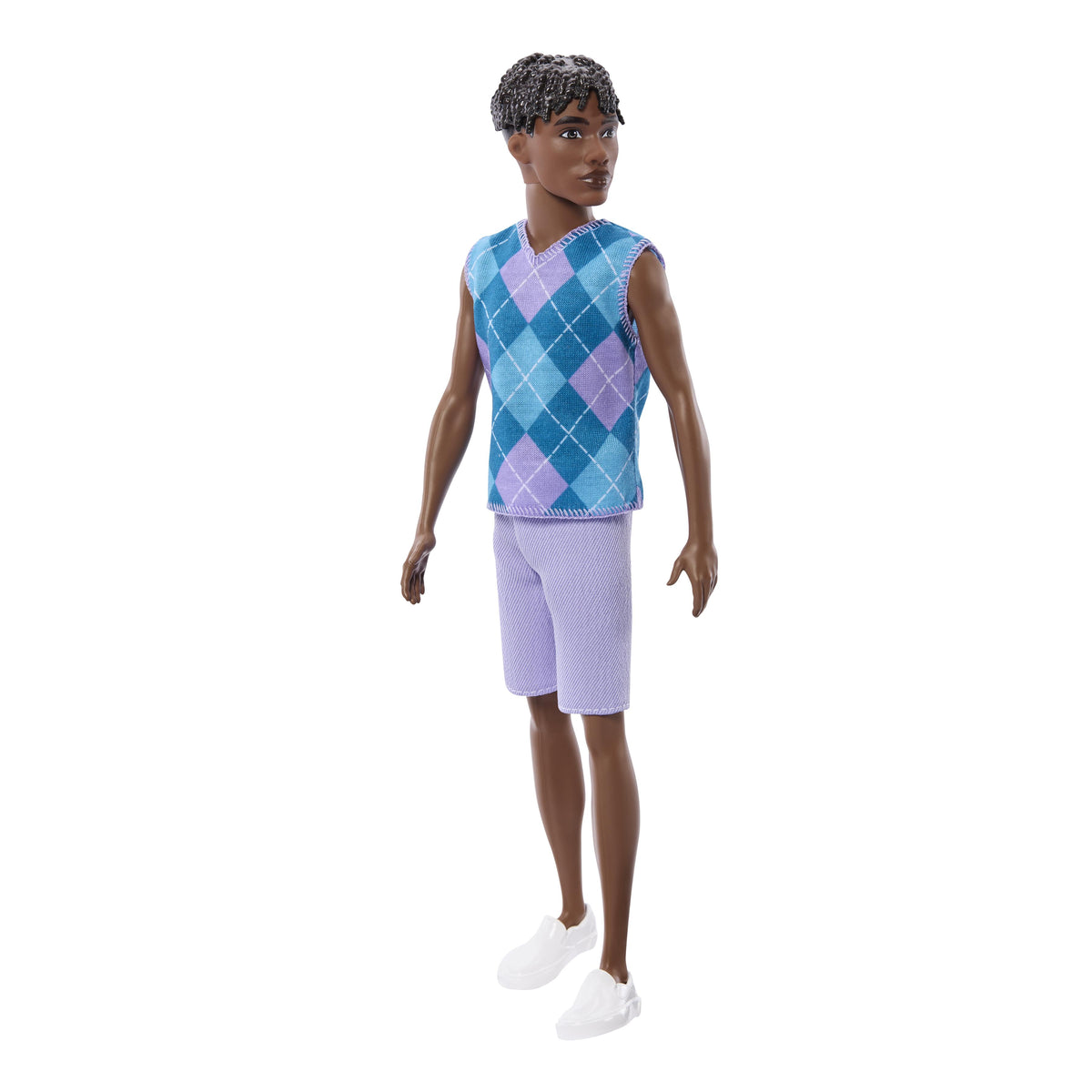 Ken Barbie con capelli castani acconciati in twists e outfit color lavanda.