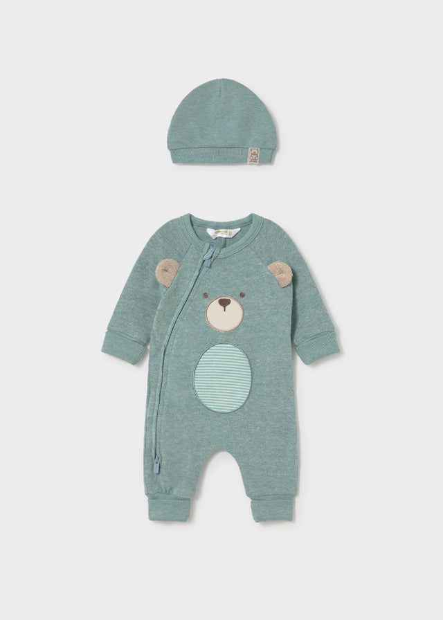 Tutina neonato Mayoral con orsetto e cappellino verde acqua vista frontale
