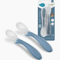 Nuvita 2 Cucchiai in Silicone Powder Blu  – Delicati per Gengive