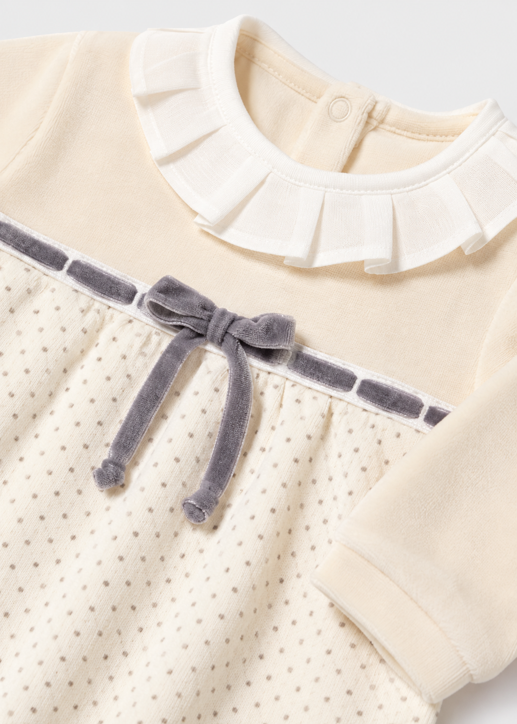 Tutina Neonato in Velluto Ceramica con Colletto e Fiocco Mayoral